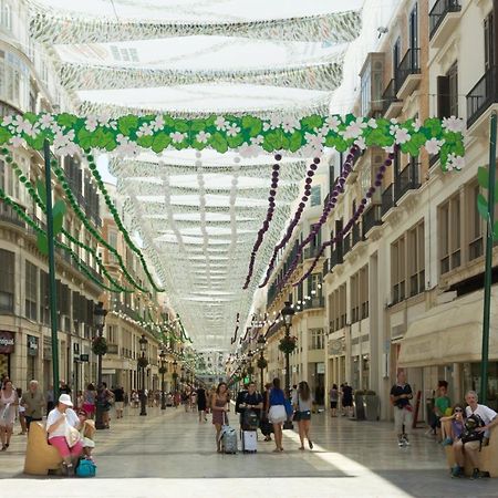 Malaga Centre Apartment With Parking Екстер'єр фото