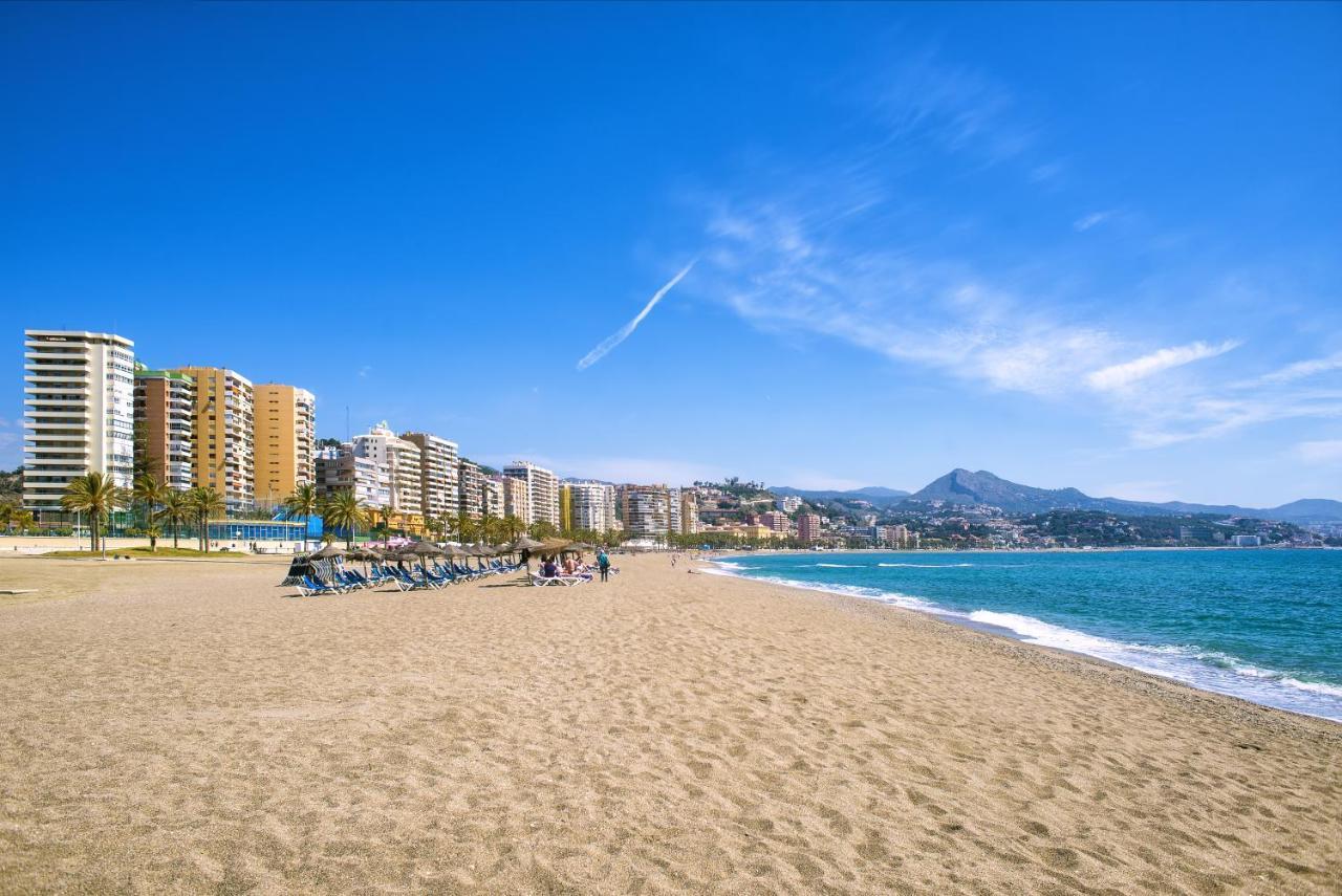 Malaga Centre Apartment With Parking Екстер'єр фото