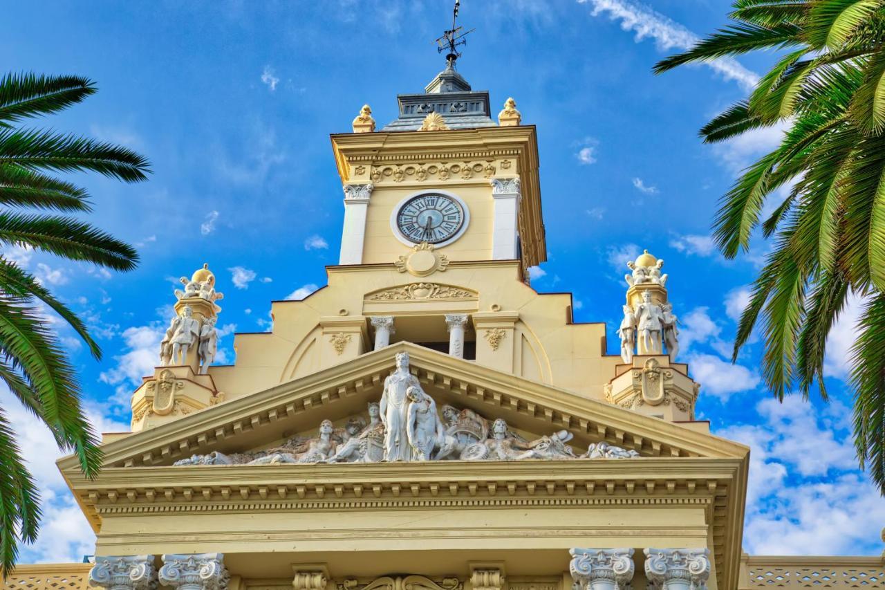 Malaga Centre Apartment With Parking Екстер'єр фото